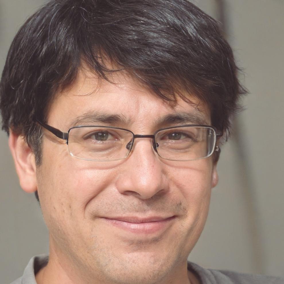 Retrato do formador Henrique Tavares